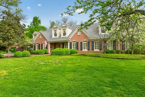 1633 Ashwood Road, Lexington, KY 40502