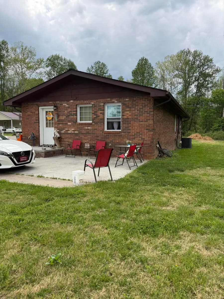 212 N 5th Street, Williamsburg, KY 40769 - #2