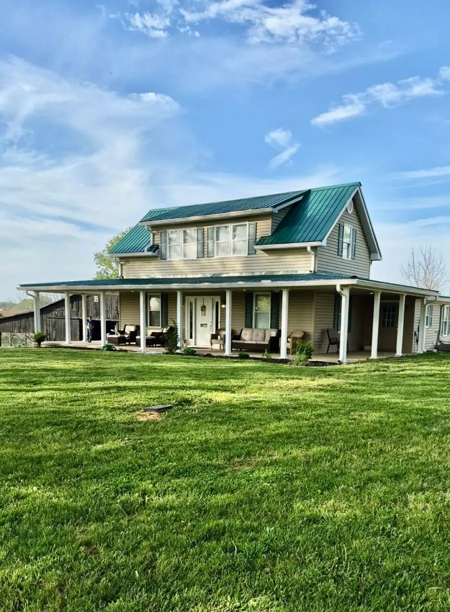 135 Lovette Lane, Harrodsburg, KY 40330 - #2