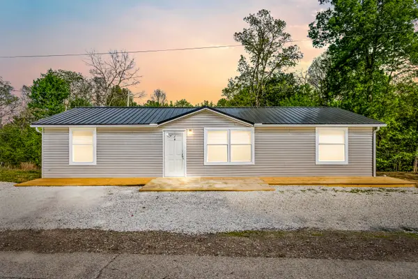 1074 Jones Road, Clay City, KY 40312