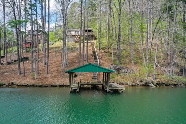 729 Cliffs Edge Road, East Bernstadt, KY 40729