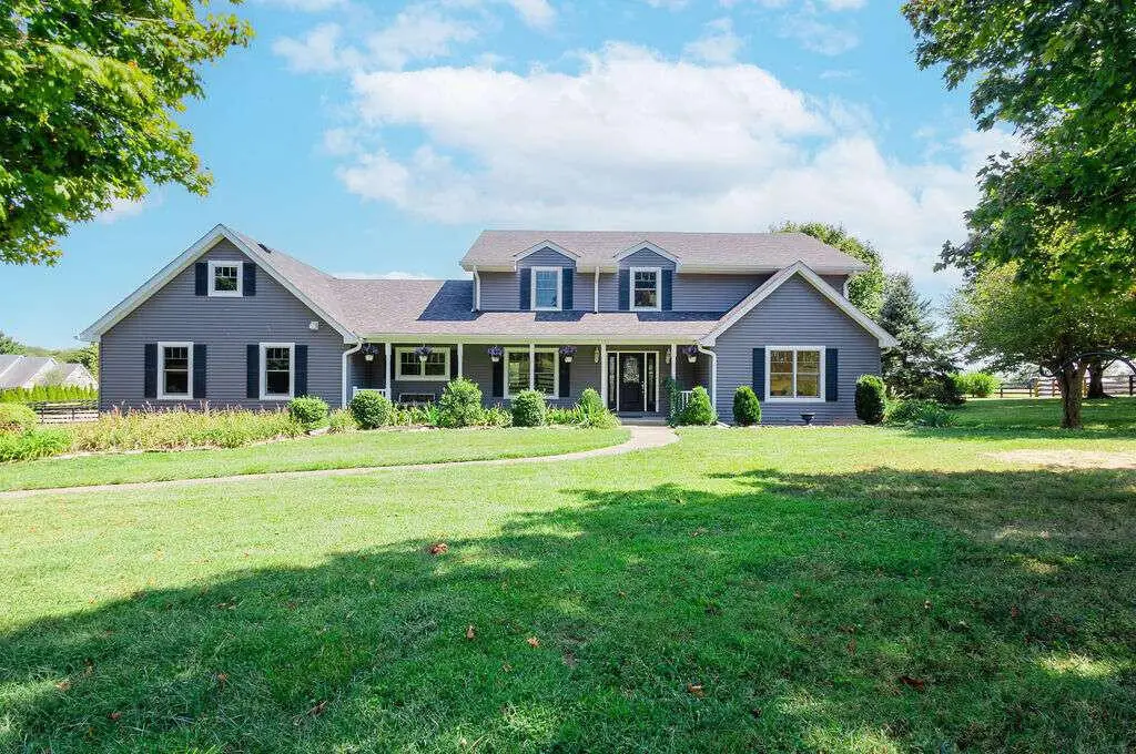 4250 Troy Pike, Versailles, KY 40383 - #1