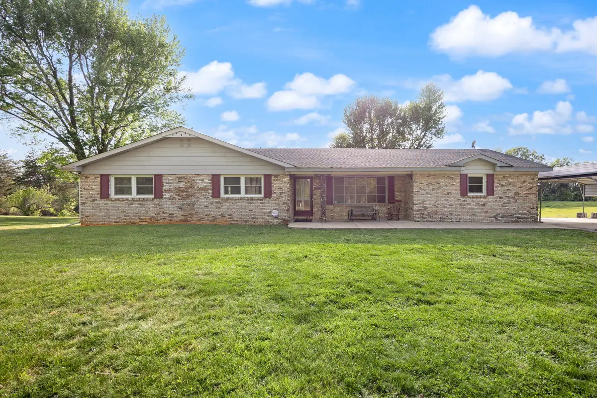 295 Hampton Avenue, Somerset, KY 42503 - #1