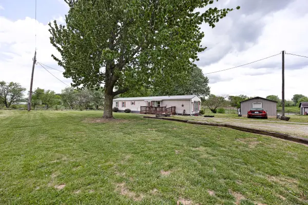 1794 Kirkwood Road, Salvisa, KY 40372