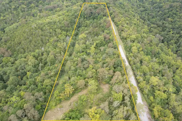 1640 River Road, Nicholasville, KY 40356