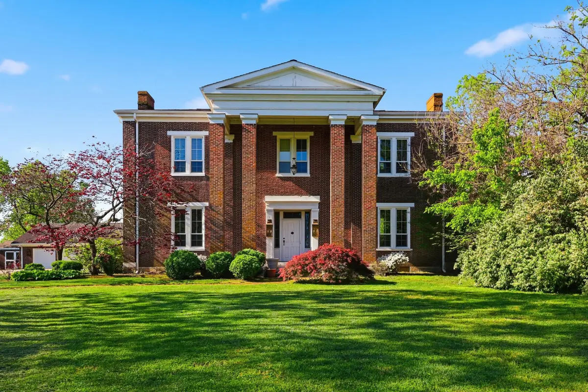 6208 Old Richmond Road, Lexington, KY 40515 - #1