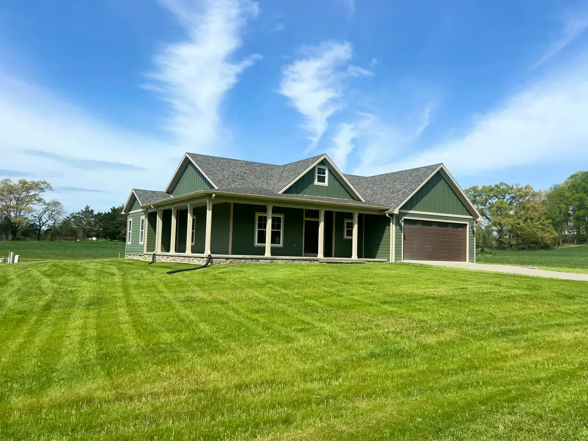 512 Cliffside Drive, Russell Springs, KY 42642 - #1