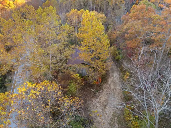 9993 S Ky-11, Manchester, KY 40962