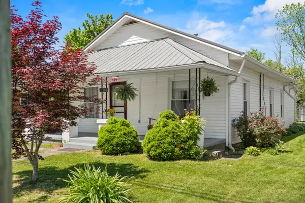 1210 S Irvine Road, Irvine, KY 40336