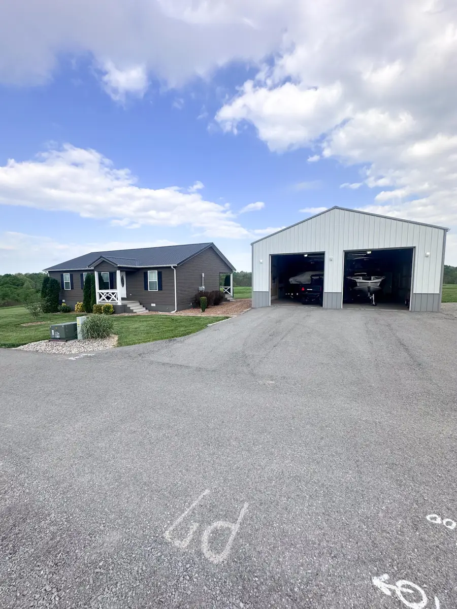 193 Highway 1383 #O8, Russell Springs, KY 42642 - #3
