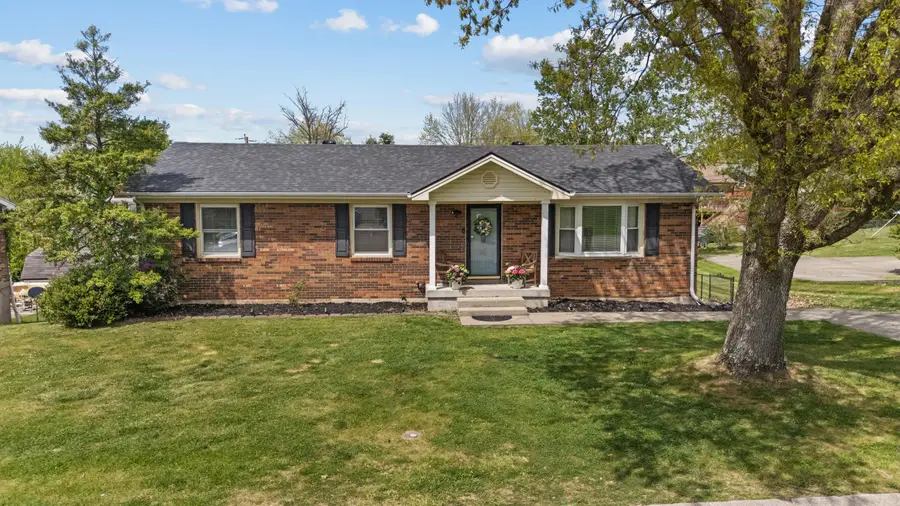 28 Churchill Drive, Winchester, KY 40391 - #2