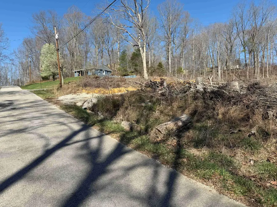 201 Hill Drive, Monticello, KY 42633 - #3