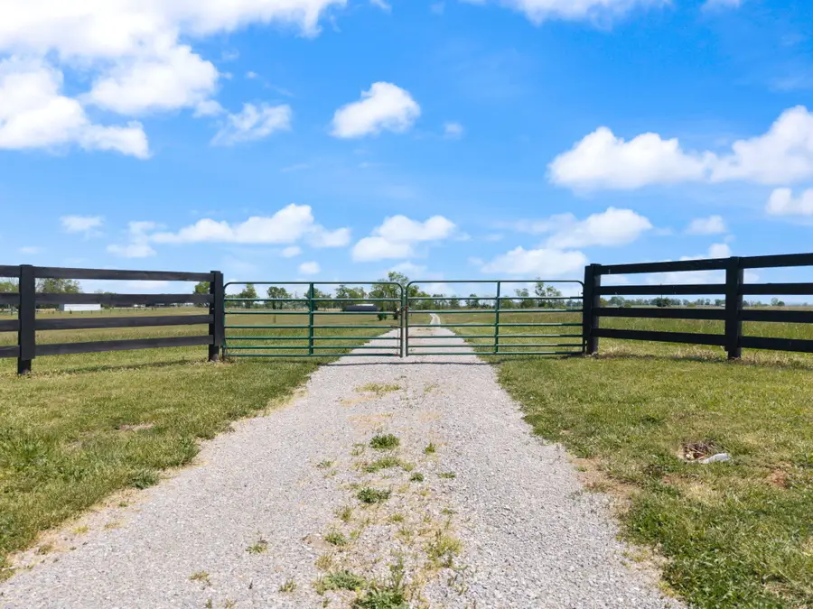 4010 Harrodsburg Road, Danville, KY 40422 - #3