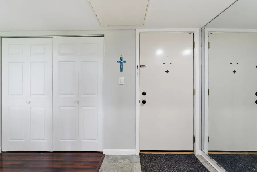 750 Shaker Drive #524, Lexington, KY 40504 - #3