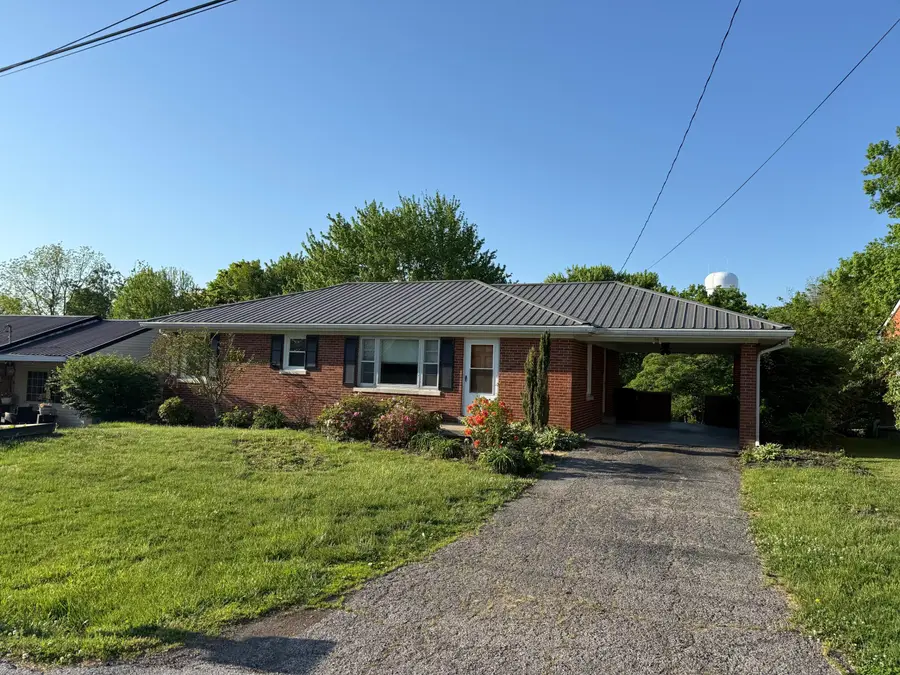208 Gale Drive, Lancaster, KY 40444 - #3