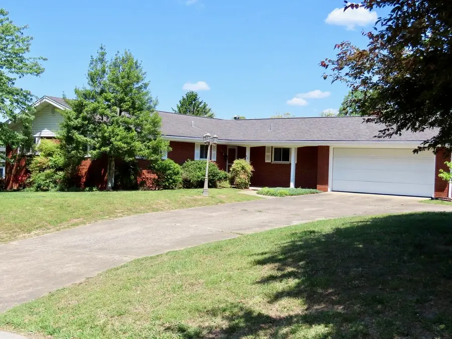912 Barbourville Street, Corbin, KY 40701 - #2