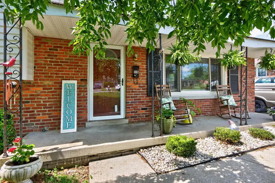 1802 Sarasota Court, Lexington, KY 40505 - #3