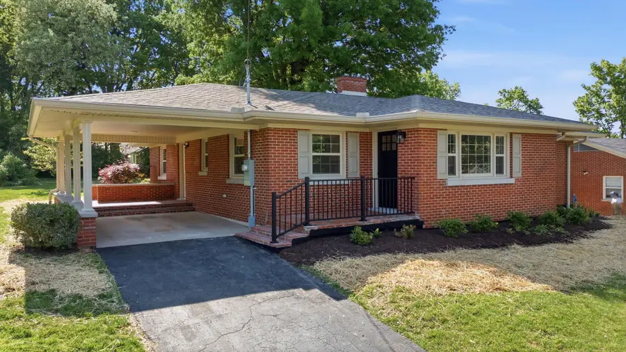 122 Meadowlark Drive, Richmond, KY 40475 - #2