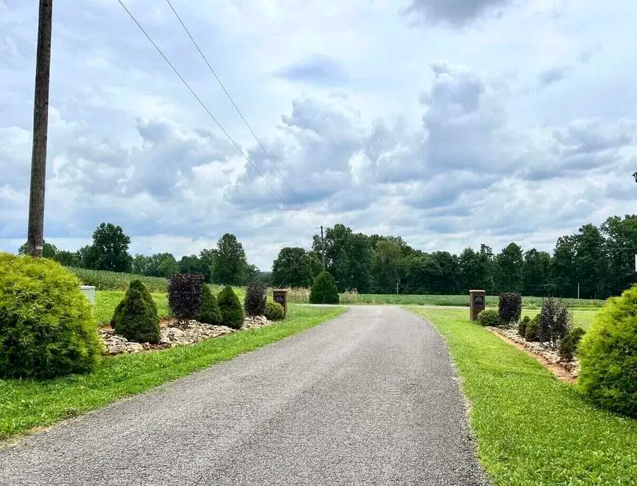 20 & 21 Cherry Loop, Jamestown, KY 42629 - #2