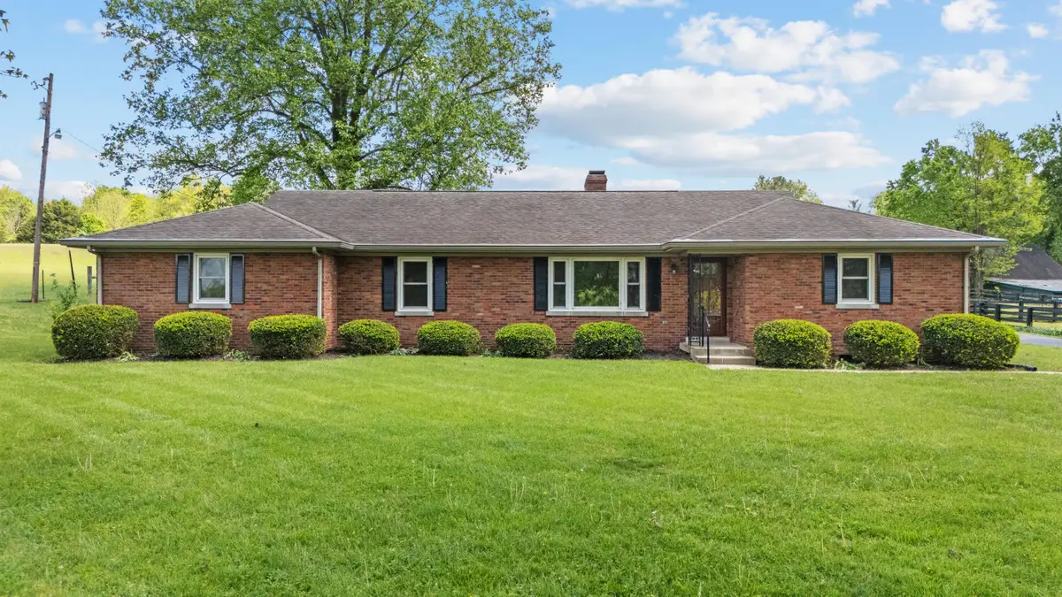 6888 Midway Road, Midway, KY 40347 - #1