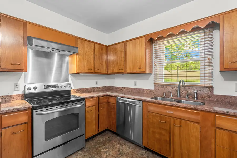 6888 Midway Road, Midway, KY 40347 - #3