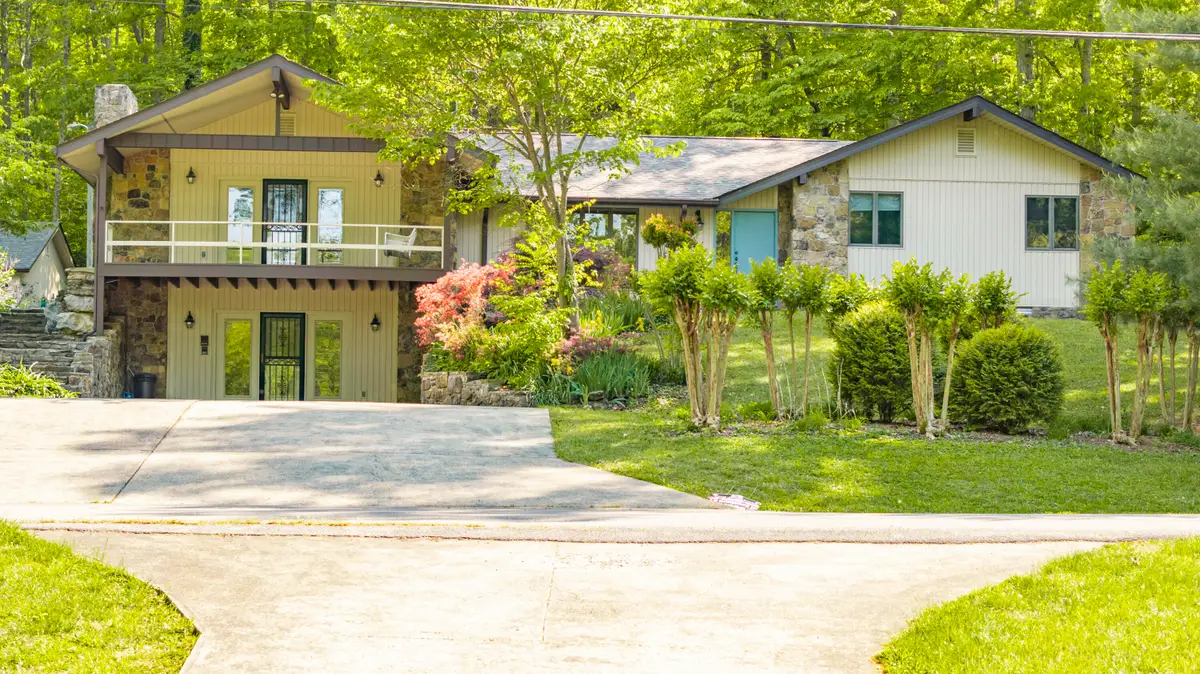 568 Castle Street, Monticello, KY 42633 - #1