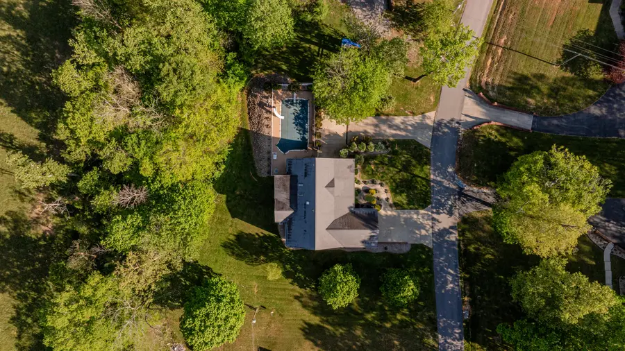 157 Derby Lane, Columbia, KY 42728 - #3