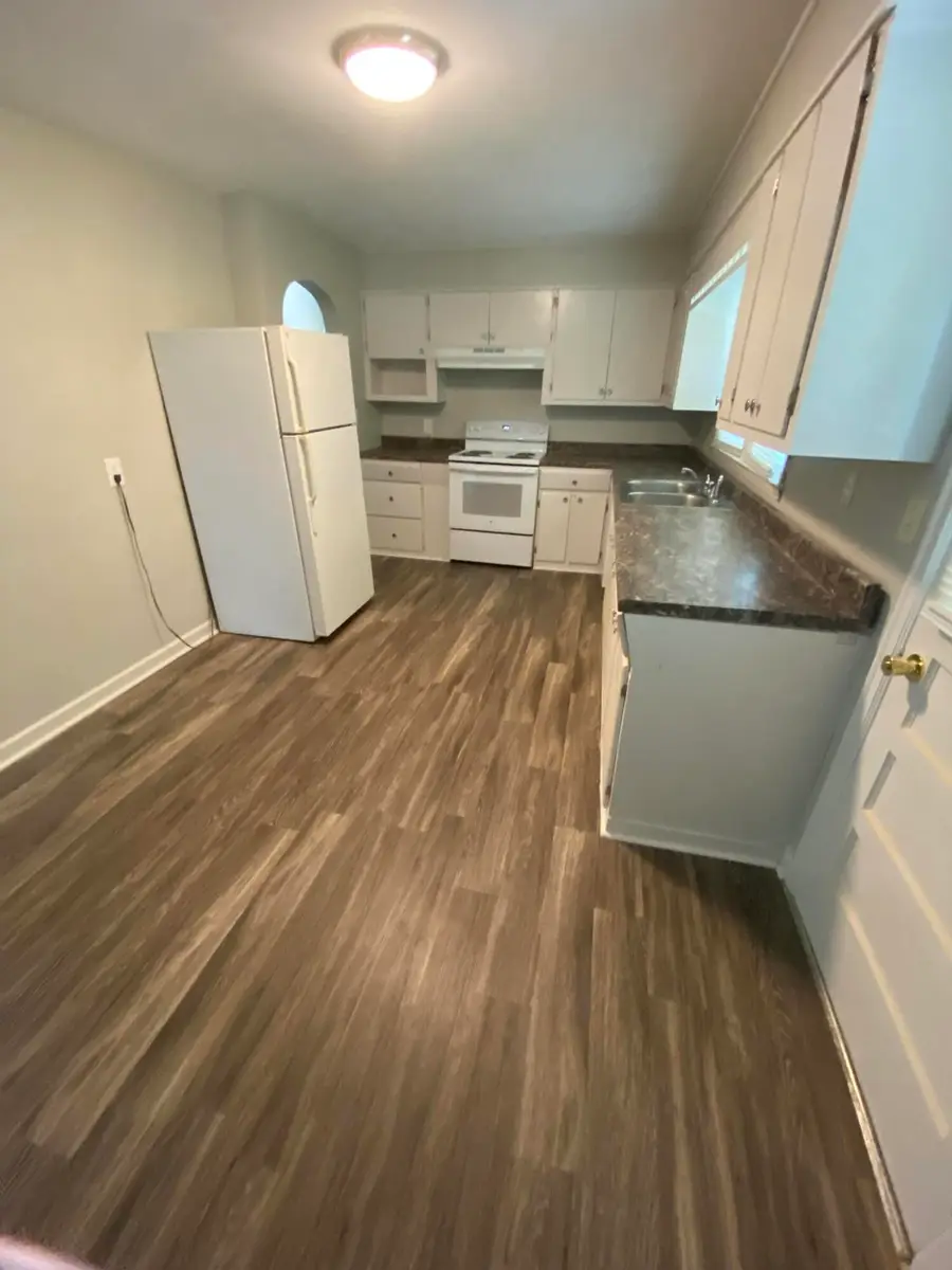 800 W Main Street, Campbellsville, KY 42718 - #2