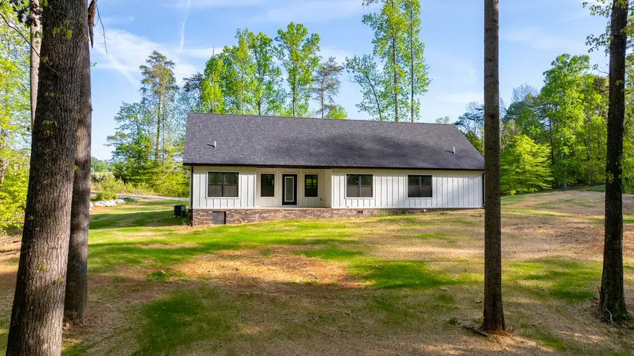 22 E Golden Island, Nancy, KY 42544 - #2