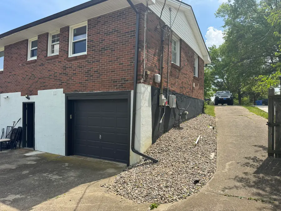 1301 Swoonalong Court, Lexington, KY 40517 - #2