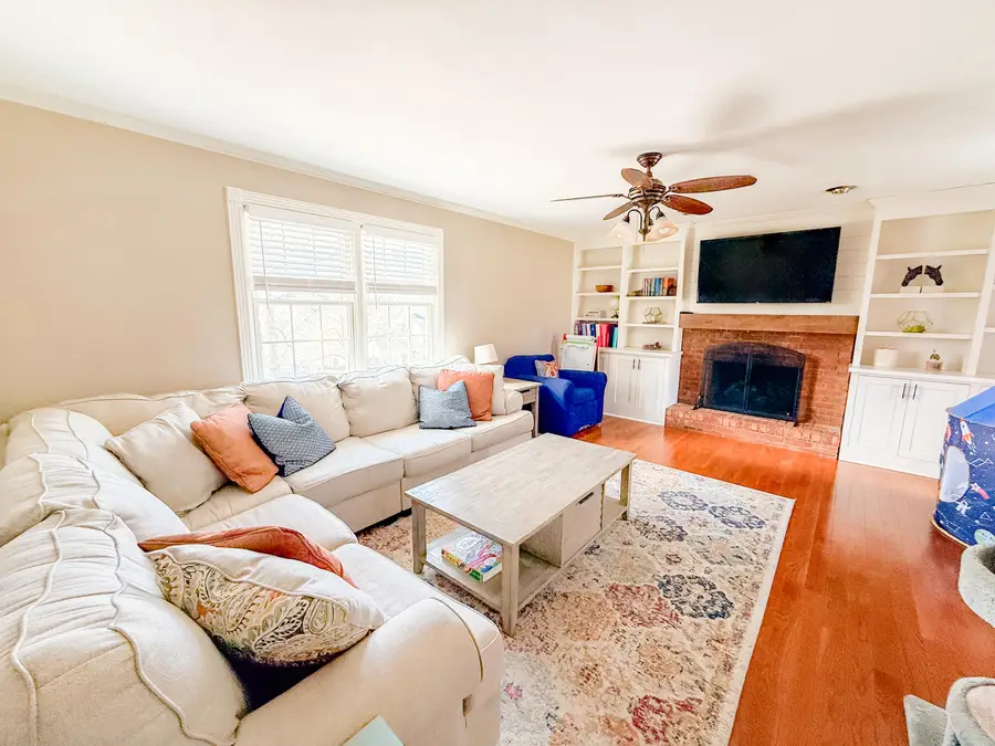 4613 Saron Drive, Lexington, KY 40515 - #2