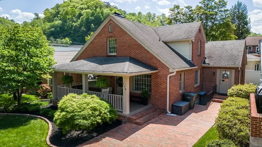 119 Saint Clair Street, Pikeville, KY 41501 - #3