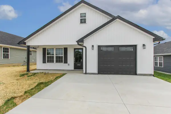 190 Charles Carr Drive, Harrodsburg, KY 40330