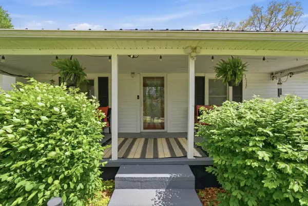 595 Ky-2002, McKee, KY 40447