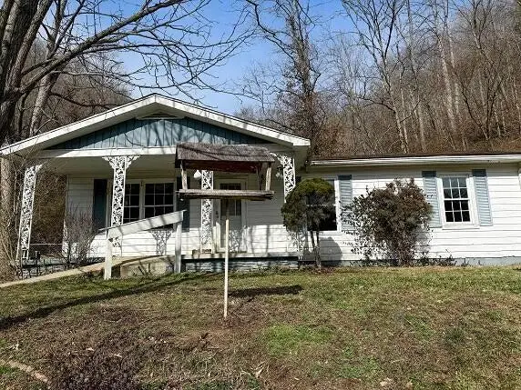 128 Davis And Smith Road, Manchester, KY 40962