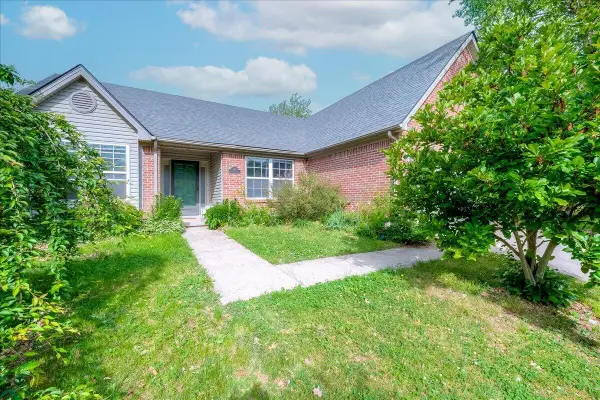 880 Burkewood Drive, Lexington, KY 40509