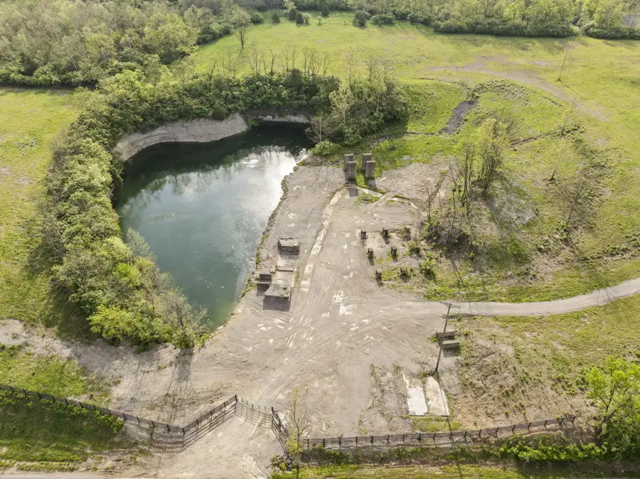 1514 Russell Cave Road, Paris, KY 40361 - #3