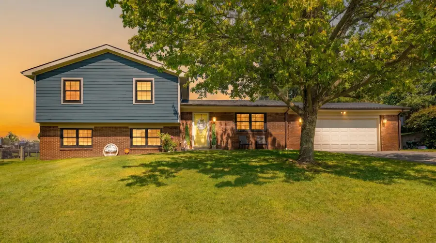 1025 Crestwood Heights, Paris, KY 40361 - #2