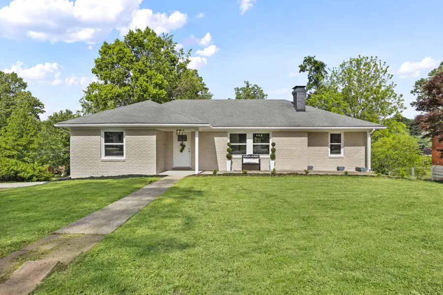 147 Seminole Trail, Frankfort, KY 40601 - #2