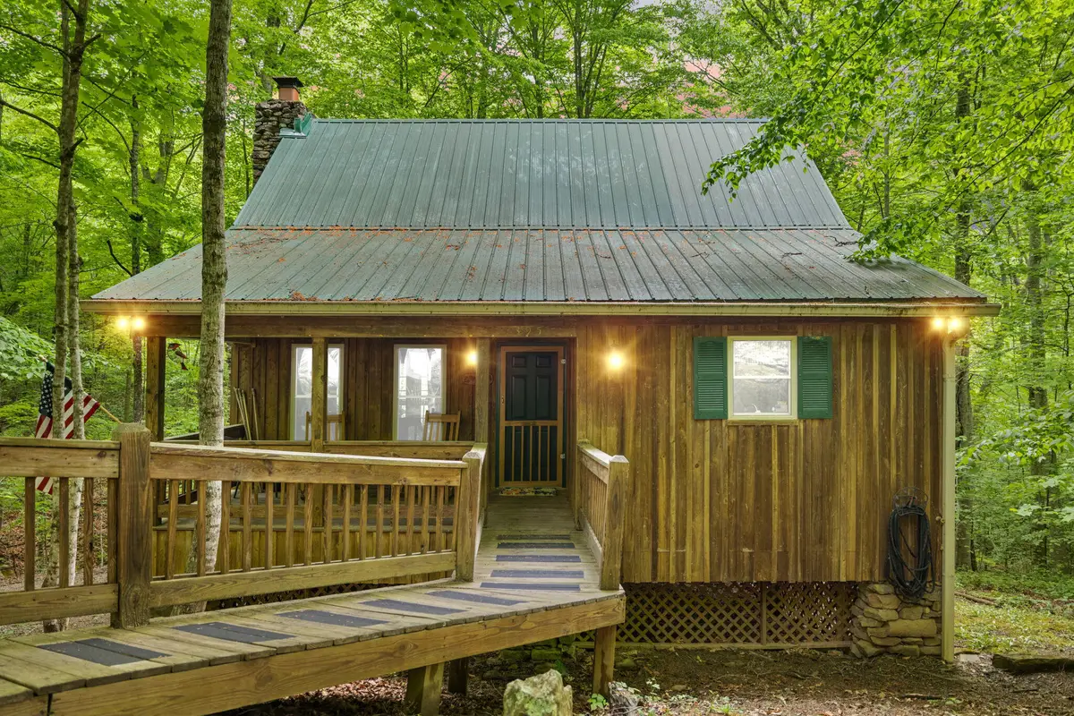 395 Stoneybrook Road, Burnside, KY 42519 - #1