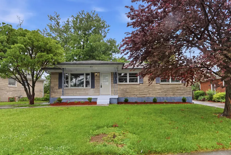 813 Foxcroft Court, Lexington, KY 40505 - #2