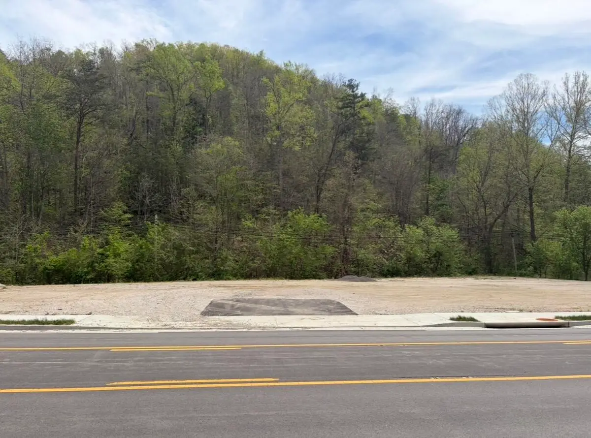 460 Main Street, Frenchburg, KY 40322 - #1