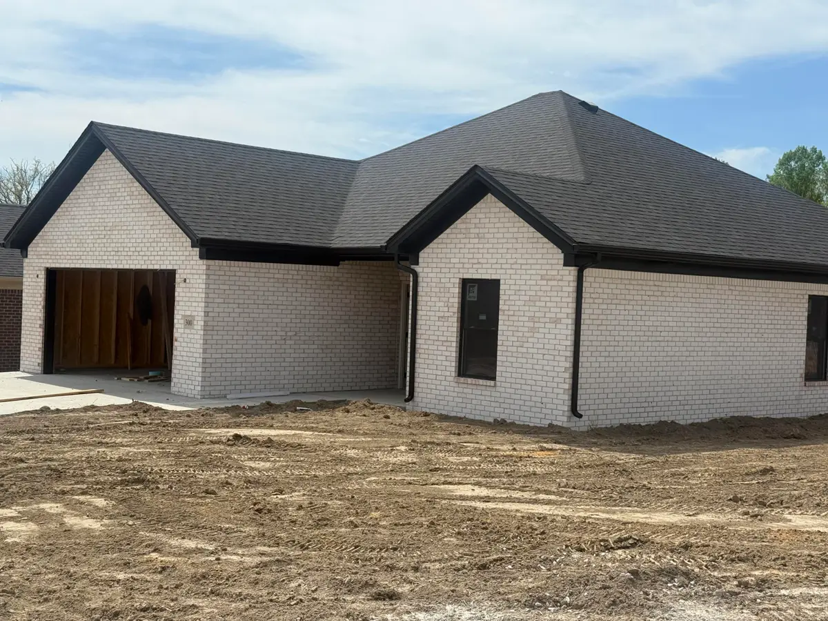 400 Lariat Court, London, KY 40744 - #1