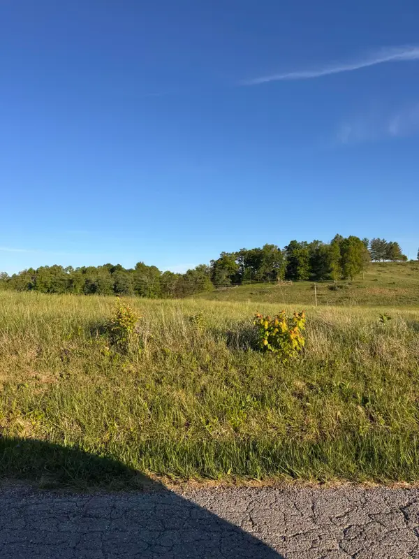 09090909 Slate Lick Road, London, KY 40741