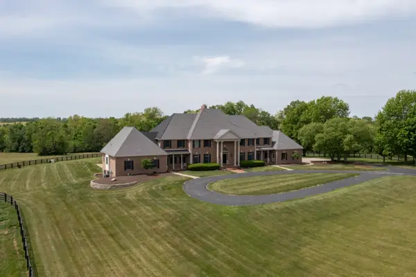 4664 Lexington Road, Winchester, KY 40391