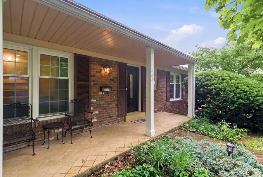 404 Chippewa Trail, Frankfort, KY 40601 - #3