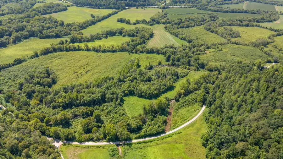 920 Driftwood Drive, Irvine, KY 40336 - #3