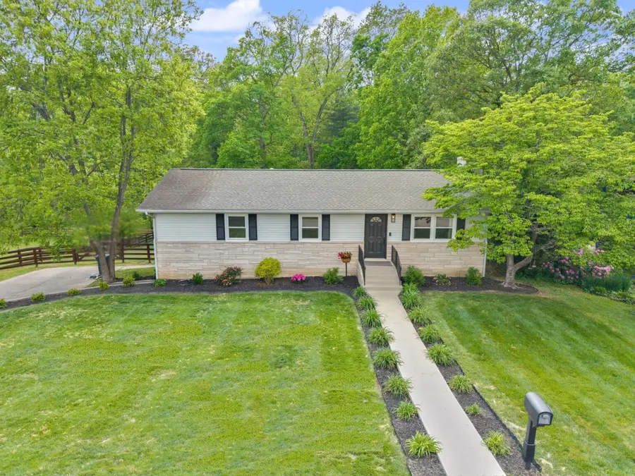 207 Debbie Lane, Corbin, KY 40701 - #2