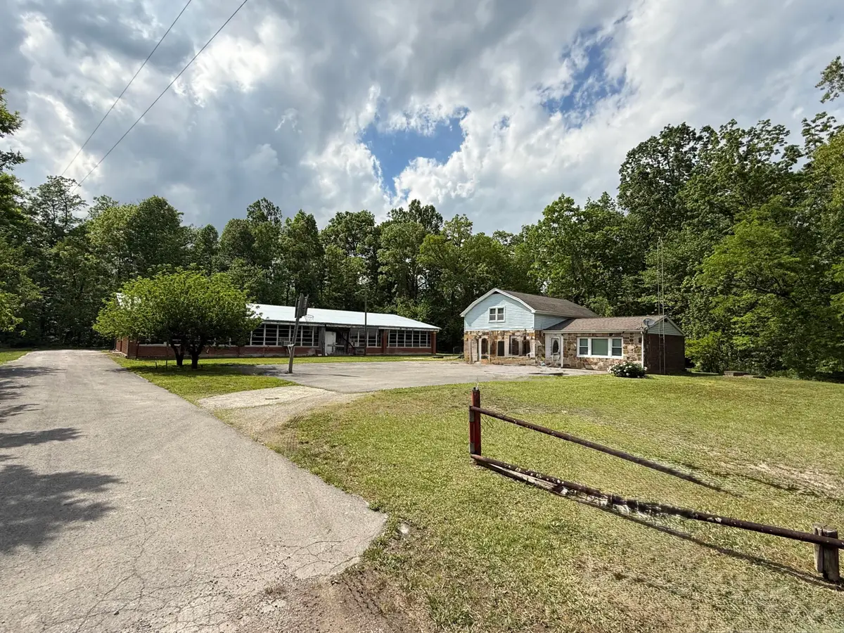 100 Nolan Lane, Somerset, KY 42501 - #1