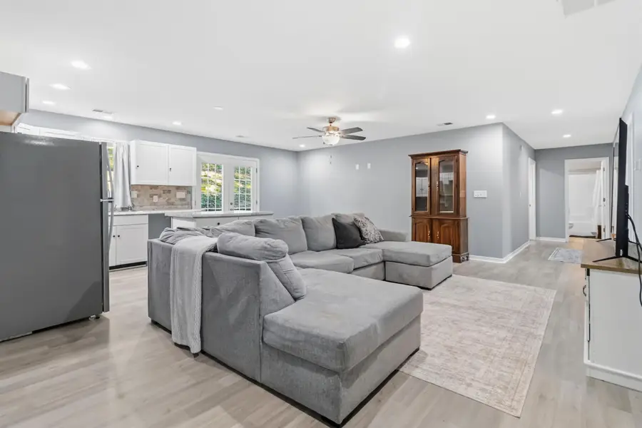 144 Liberty Avenue, Berea, KY 40403 - #3